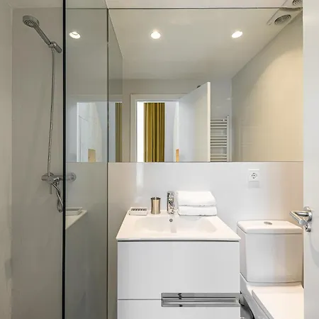 Waou Modern Loft I Centre-2